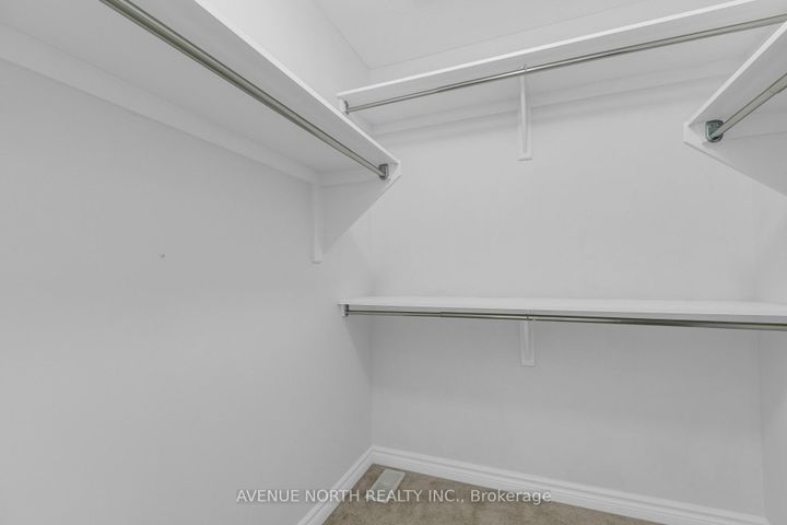 Photo 35 at 940 Kilbirnie Drive, Nepean (Half Moon Bay), Ottawa