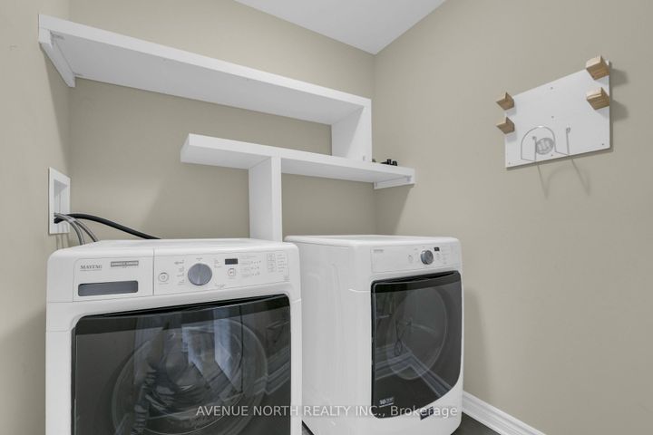 Photo 39 at 940 Kilbirnie Drive, Nepean (Half Moon Bay), Ottawa