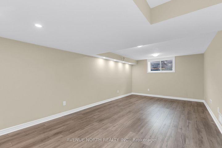 Photo 42 at 940 Kilbirnie Drive, Nepean (Half Moon Bay), Ottawa