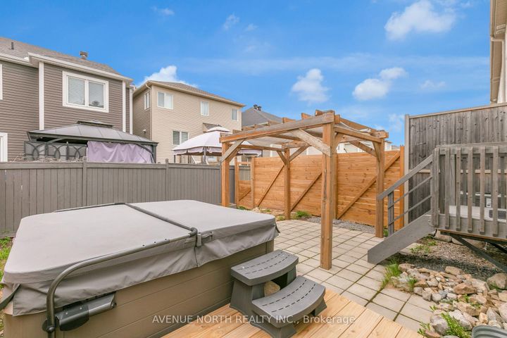 Photo 47 at 940 Kilbirnie Drive, Nepean (Half Moon Bay), Ottawa
