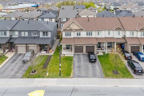 Photo 1 at 940 Kilbirnie Drive, Nepean (Half Moon Bay), Ottawa