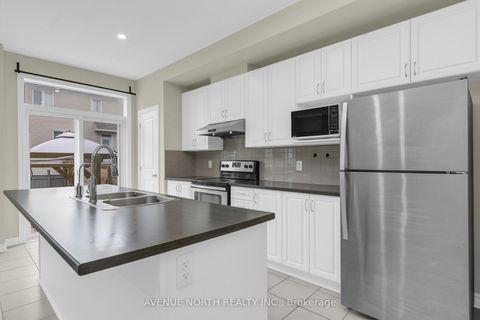 Photo 24 at 940 Kilbirnie Drive, Nepean (Half Moon Bay), Ottawa