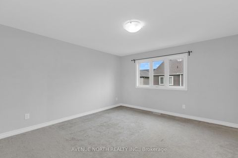 Photo 31 at 940 Kilbirnie Drive, Nepean (Half Moon Bay), Ottawa