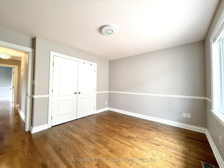 Photo 21 at 1520 Arnhem Street, Nepean (Carleton Heights), Ottawa