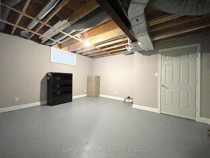 Photo 27 at 1520 Arnhem Street, Nepean (Carleton Heights), Ottawa