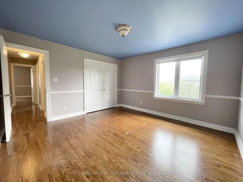 Photo 18 at 1520 Arnhem Street, Nepean (Carleton Heights), Ottawa