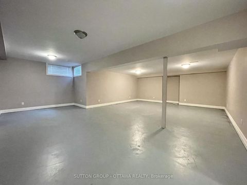 Photo 24 at 1520 Arnhem Street, Nepean (Carleton Heights), Ottawa