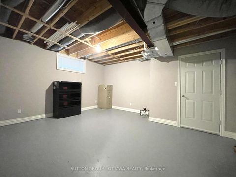 Photo 27 at 1520 Arnhem Street, Nepean (Carleton Heights), Ottawa
