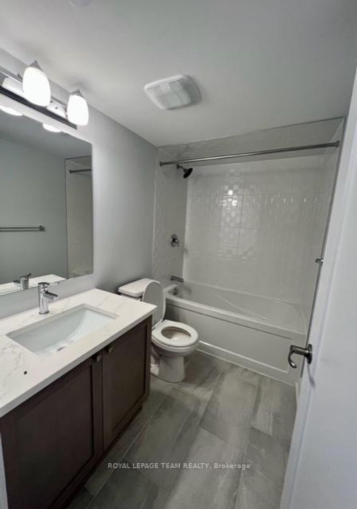 Photo 8 at 226 ANYOLITE Private, Nepean (Heritage Park), Ottawa