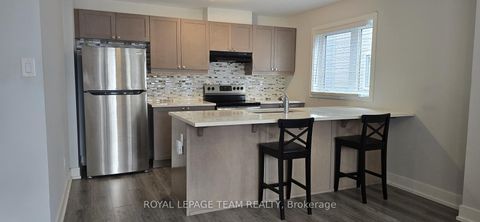 Photo 1 at 226 ANYOLITE Private, Nepean (Heritage Park), Ottawa