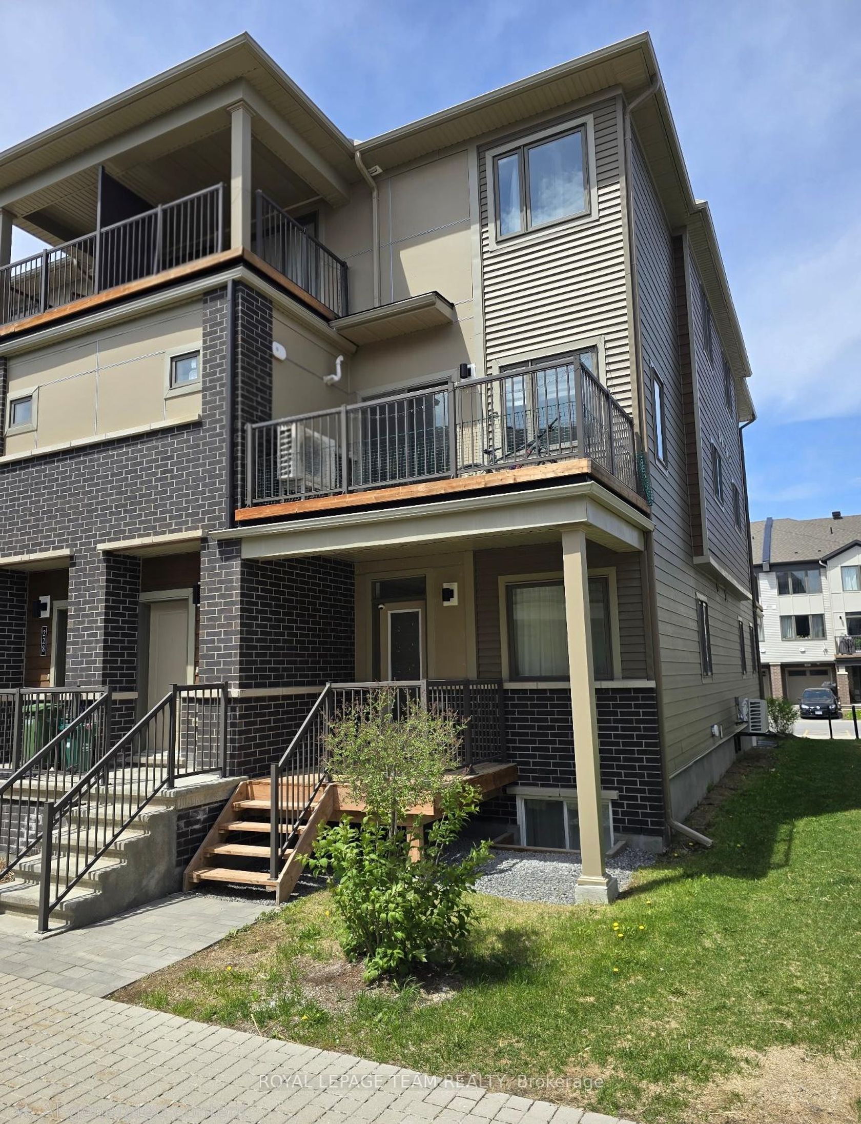 226 ANYOLITE Private, Nepean (Heritage Park), Ottawa 