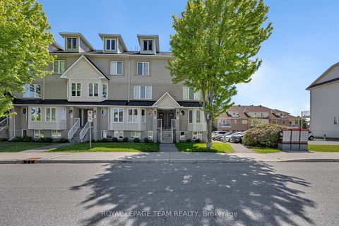 Photo 1 at 85 Cresthaven Drive, Nepean (Barrhaven East), Ottawa