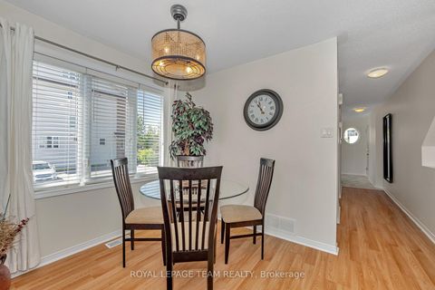 Photo 8 at 85 Cresthaven Drive, Nepean (Barrhaven East), Ottawa