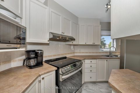 Photo 10 at 85 Cresthaven Drive, Nepean (Barrhaven East), Ottawa