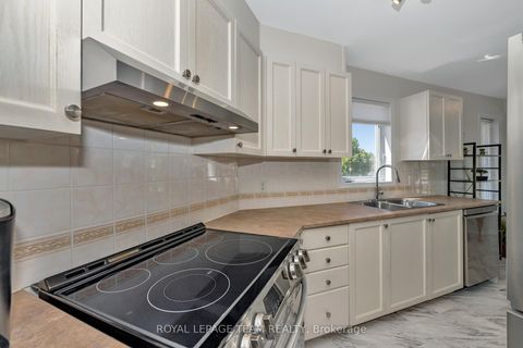 Photo 12 at 85 Cresthaven Drive, Nepean (Barrhaven East), Ottawa