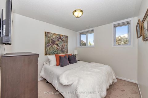 Photo 17 at 85 Cresthaven Drive, Nepean (Barrhaven East), Ottawa