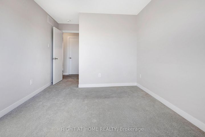 Photo 22 at 106 Beebalm Crescent, Nepean (Half Moon Bay), Ottawa