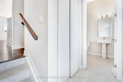 Photo 3 at 106 Beebalm Crescent, Nepean (Half Moon Bay), Ottawa