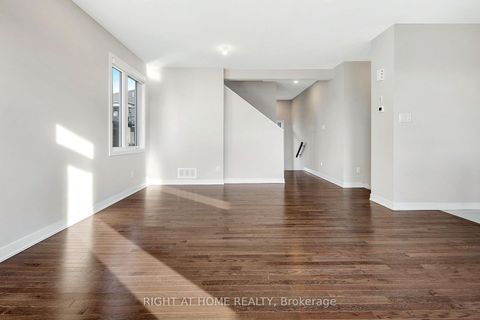 Photo 9 at 106 Beebalm Crescent, Nepean (Half Moon Bay), Ottawa