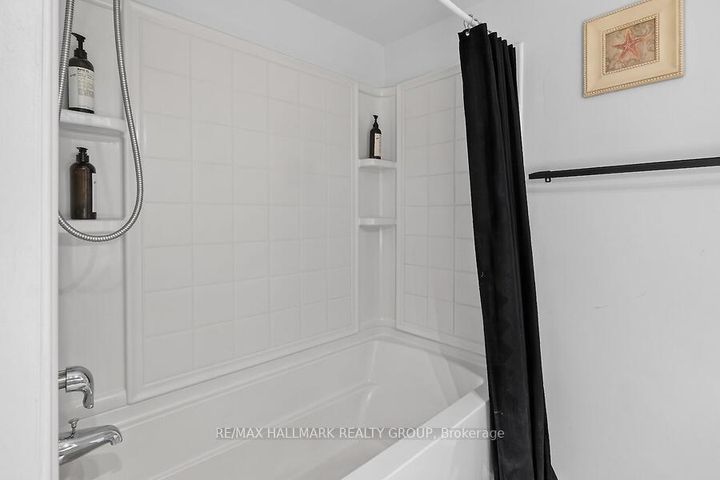 Photo 28 at 912 Dynes Road, Nepean (Carleton Square), Ottawa