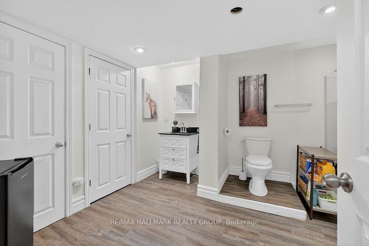 Photo 35 at 912 Dynes Road, Nepean (Carleton Square), Ottawa