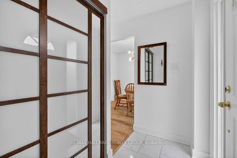 Photo 3 at 912 Dynes Road, Nepean (Carleton Square), Ottawa