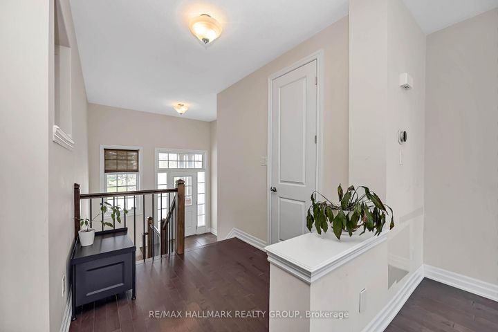 Photo 8 at 3718 Riverbreeze Street, Nepean (Half Moon Bay), Ottawa