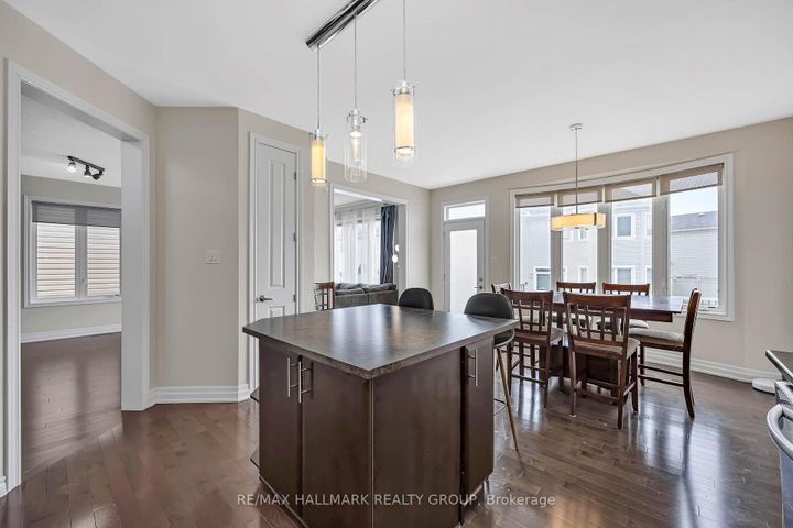 Photo 14 at 3718 Riverbreeze Street, Nepean (Half Moon Bay), Ottawa