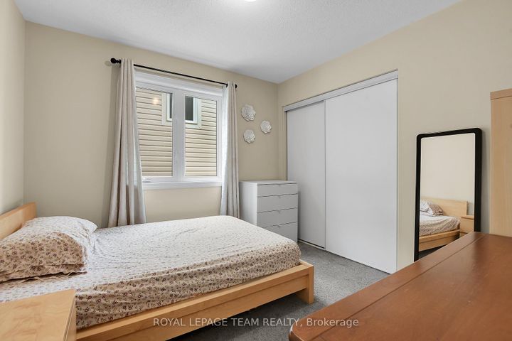 Photo 19 at 302 River Landing Avenue, Nepean (Half Moon Bay), Ottawa