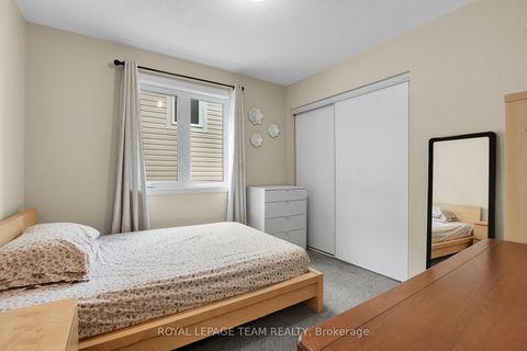 Photo 19 at 302 River Landing Avenue, Nepean (Half Moon Bay), Ottawa