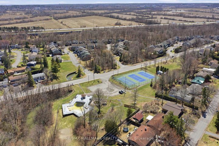 Photo 37 at 68 Corkstown Road, Nepean (Lakeview Park), Ottawa