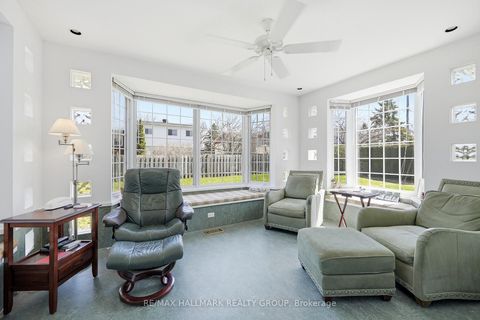 Photo 17 at 68 Corkstown Road, Nepean (Lakeview Park), Ottawa