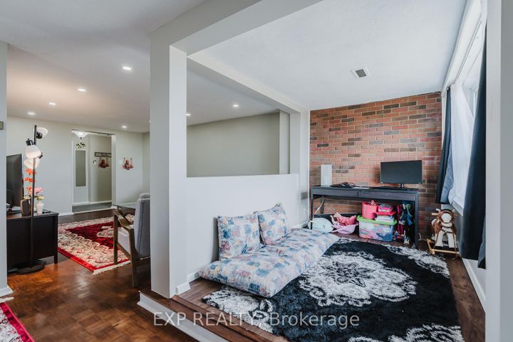 Photo 15 at 604 - 1356 MEADOWLANDS Drive, Nepean (Borden Farm/Stewart Farm/Carleton Heights/Parkwood Hills), Ottawa