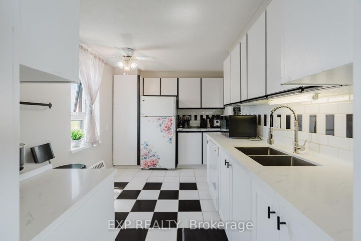 Photo 21 at 604 - 1356 MEADOWLANDS Drive, Nepean (Borden Farm/Stewart Farm/Carleton Heights/Parkwood Hills), Ottawa
