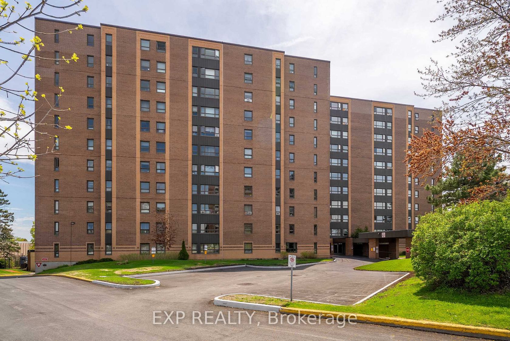 604 - 1356 MEADOWLANDS Drive, Nepean (Borden Farm/Stewart Farm/Carleton Heights/Parkwood Hills), Ottawa 