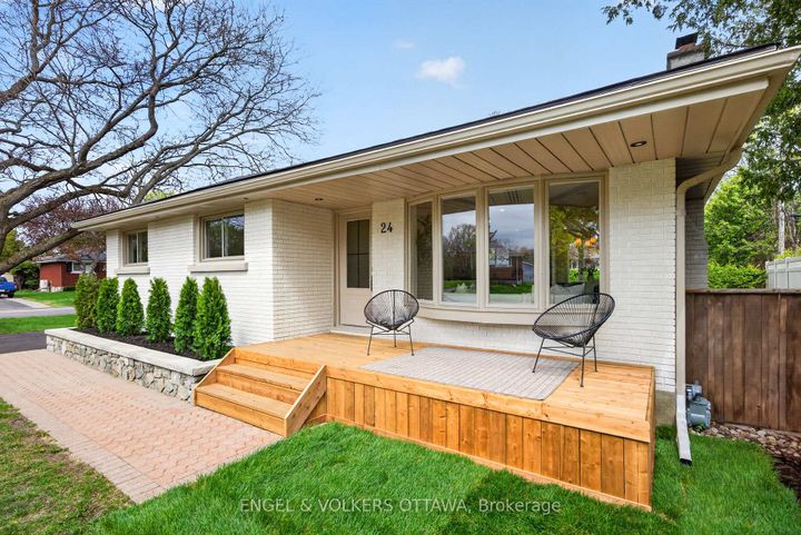 Photo 1 at 24 Roundhay Drive, Nepean (Manordale), Ottawa