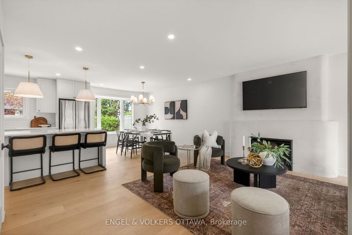 Photo 13 at 24 Roundhay Drive, Nepean (Manordale), Ottawa