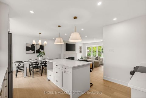 Photo 10 at 24 Roundhay Drive, Nepean (Manordale), Ottawa