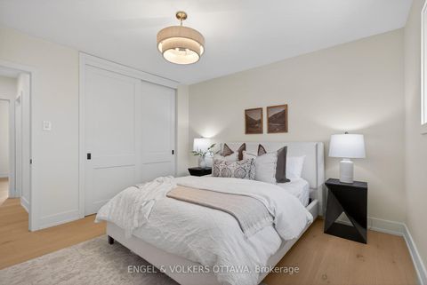 Photo 16 at 24 Roundhay Drive, Nepean (Manordale), Ottawa