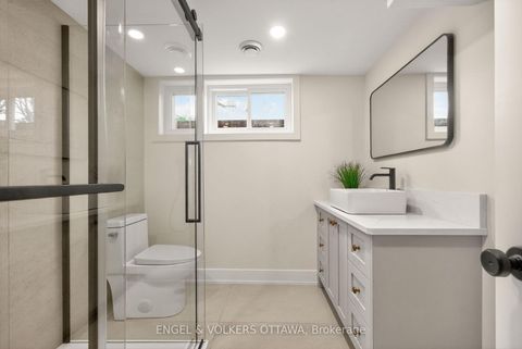 Photo 29 at 24 Roundhay Drive, Nepean (Manordale), Ottawa