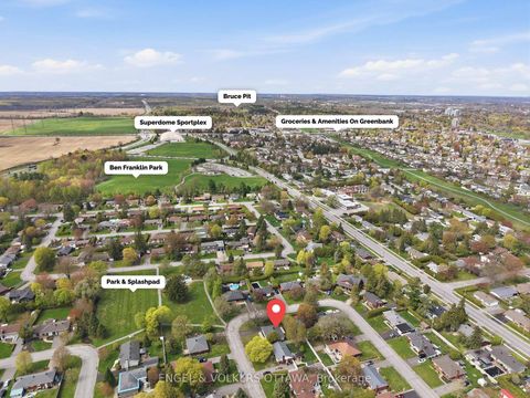 Photo 38 at 24 Roundhay Drive, Nepean (Manordale), Ottawa