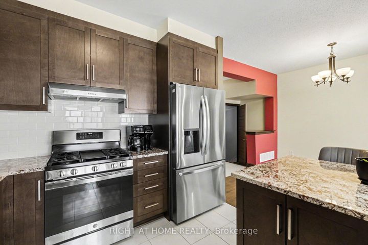 Photo 9 at 608 Fenwick Way, Nepean (Stonebridge), Ottawa