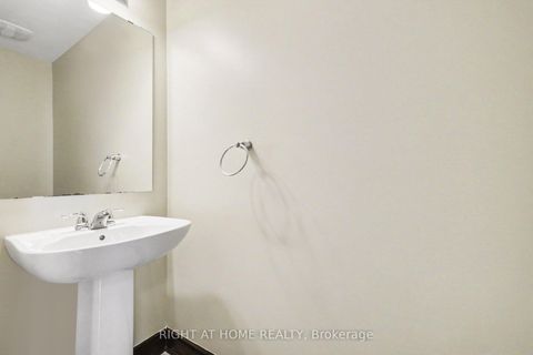 Photo 13 at 608 Fenwick Way, Nepean (Stonebridge), Ottawa