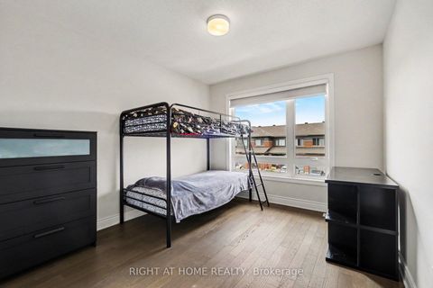 Photo 20 at 608 Fenwick Way, Nepean (Stonebridge), Ottawa