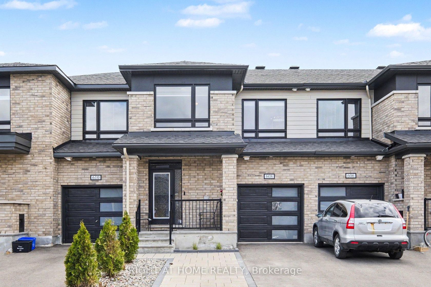 608 Fenwick Way, Nepean (Stonebridge), Ottawa 