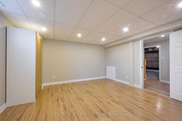 Photo 31 at 106 Forest Water Way, Nepean (Half Moon Bay), Ottawa