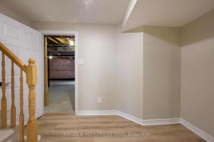 Photo 32 at 106 Forest Water Way, Nepean (Half Moon Bay), Ottawa