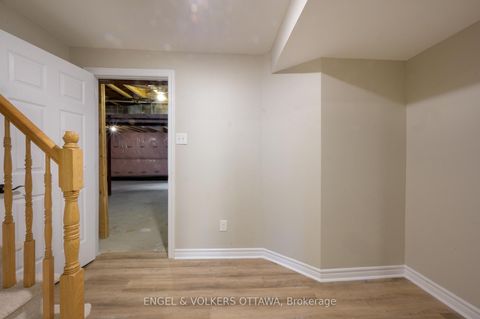 Photo 32 at 106 Forest Water Way, Nepean (Half Moon Bay), Ottawa