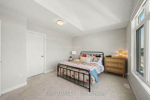 Photo 13 at 233 Conservancy Drive, Nepean (Heritage Park), Ottawa