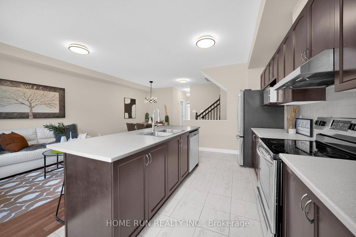 Photo 11 at 818 Clarity Avenue, Nepean (Heritage Park), Ottawa